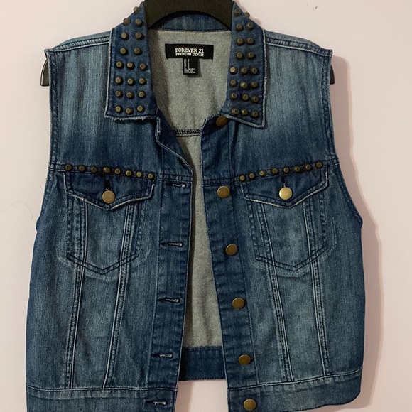 Forever 21 Jackets & Blazers - Forever 21 Jean Jacket- Like New